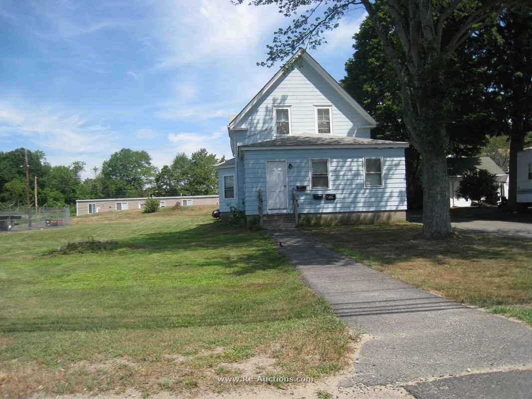 345 Winthrop Street, Taunton Foreclosure Auction
